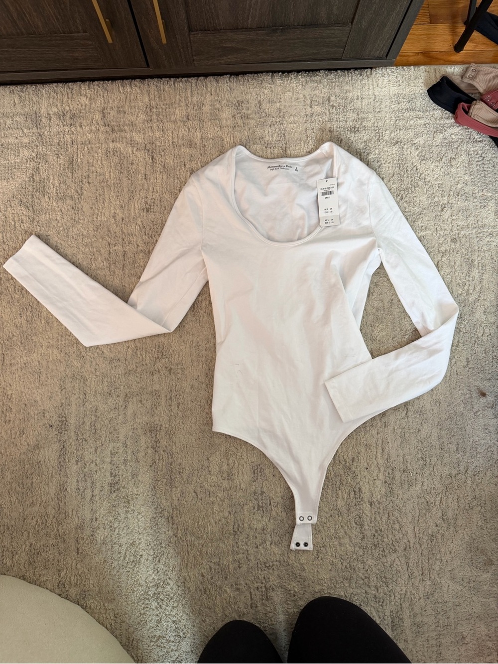 Abercrombie & Fitch White Scoop Neck Long Sleeve Bodysuit